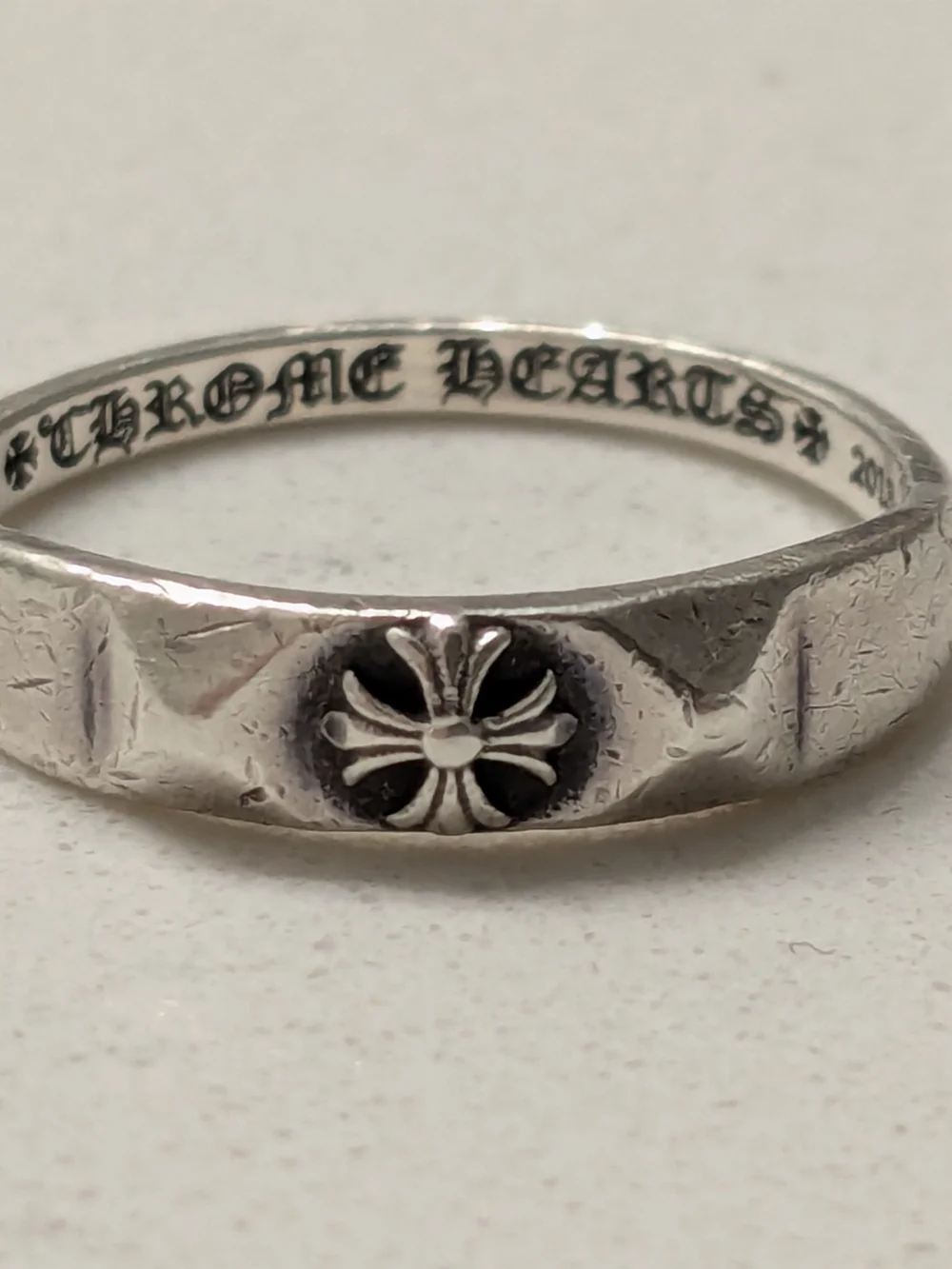 Chrome Hearts Bubblegum Pyramid Plus ring